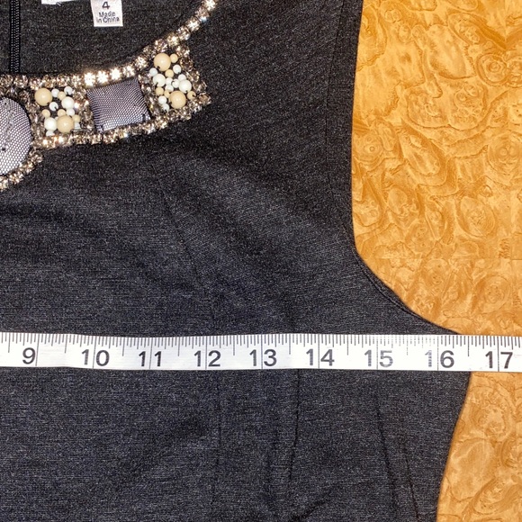 3/$45 Cabi The Glitz Sleeveless Top Embellished Neckline Size 4 Style #508 - Picture 13 of 15